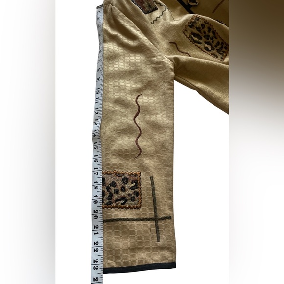 Vintage Allure Tan and Black Blazer with Artistic Patchwork - Picture 8 of 10